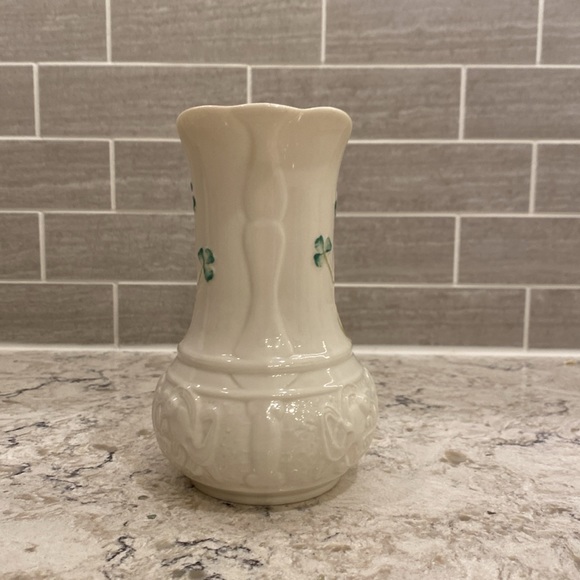 Belleek Vase - Picture 2 of 9
